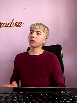 Snapshot of AlexanderCollman chatting on 29, 11, 2025 AlexanderCollman online show from 29, 11, 2025