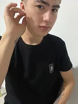 Snapshot of AlexanderCollman chatting on 1, 12, 2025 AlexanderCollman online show from 1, 12, 2025