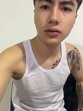 Snapshot of AlexanderCollman chatting on 17, 12, 2025 AlexanderCollman online show from 17, 12, 2025