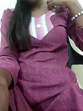 Snapshot of Alia-00 chatting on 24, 9, 2025 Alia-00 online show from 24, 9, 2025