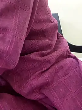 Snapshot of Alia-00 chatting on 9, 10, 2025 Alia-00 online show from 9, 10, 2025