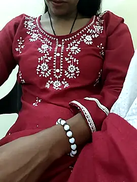 Snapshot of Alia-00 chatting on 24, 10, 2025 Alia-00 online show from 24, 10, 2025