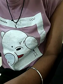 Snapshot of Alia-00 chatting on 2, 11, 2025 Alia-00 online show from 2, 11, 2025