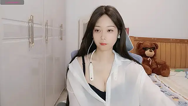 Snapshot of Xiaotantan-99 chatting on 24, 9, 2025 Xiaotantan-99 online show from 24, 9, 2025