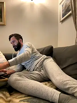 Snapshot of Michel_huge chatting on 26, 10, 2025 Michel huge online show from 26, 10, 2025