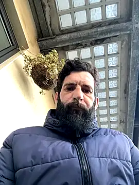 Snapshot of Michel_huge chatting on 21, 11, 2025 Michel huge online show from 21, 11, 2025