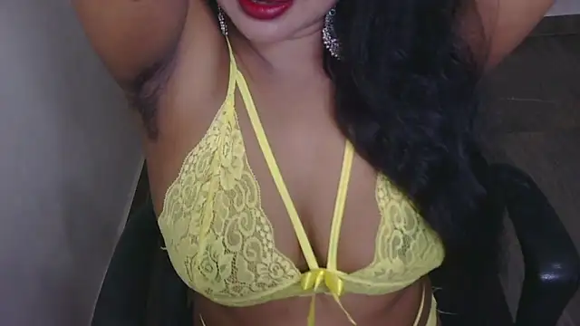 QUEEN SAKHI- online show from 7, 10, 2025