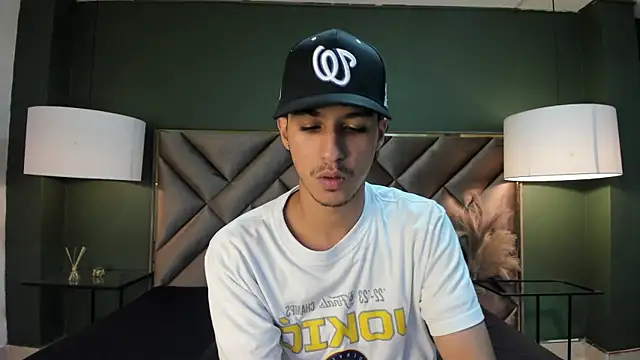 Snapshot of Marcus_Jeron chatting on 29, 9, 2025 Marcus Jeron online show from 29, 9, 2025