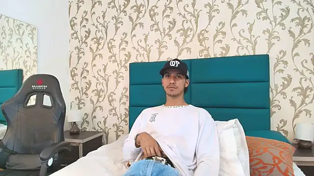 Snapshot of Marcus_Jeron chatting on 29, 9, 2025 Marcus Jeron online show from 29, 9, 2025