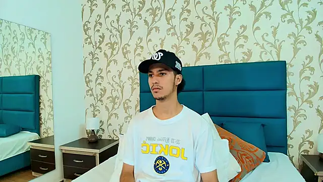 Snapshot of Marcus_Jeron chatting on 1, 10, 2025 Marcus Jeron online show from 1, 10, 2025