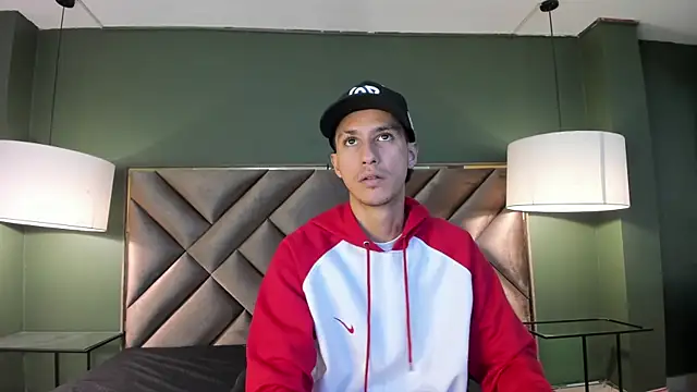 Snapshot of Marcus_Jeron chatting on 20, 10, 2025 Marcus Jeron online show from 20, 10, 2025