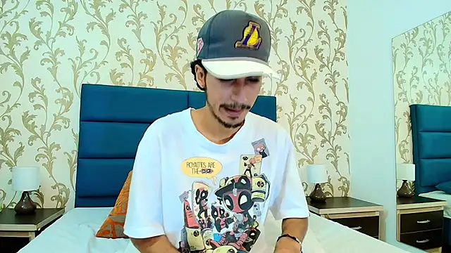 Snapshot of Marcus_Jeron chatting on 17, 11, 2025 Marcus Jeron online show from 17, 11, 2025