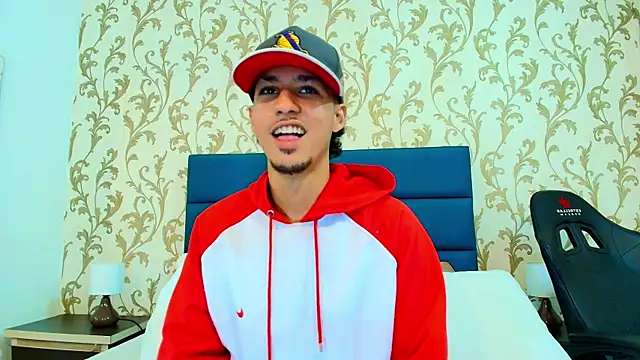 Snapshot of Marcus_Jeron chatting on 25, 11, 2025 Marcus Jeron online show from 25, 11, 2025