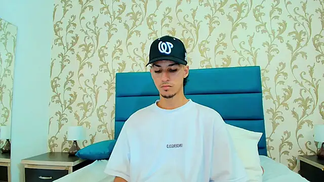 Snapshot of Marcus_Jeron chatting on 27, 11, 2025 Marcus Jeron online show from 27, 11, 2025