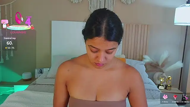 Snapshot of Camila_Bustamante chatting on 10, 7, 2026 Camila Bustamante online show from 10, 7, 2026