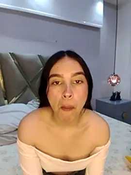 Snapshot of CandySays chatting on 23, 11, 2025 CandySays online show from 23, 11, 2025