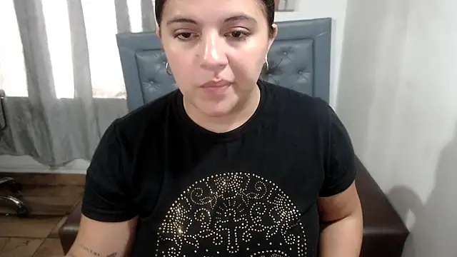 sarah aguilar online show from 21, 5, 2026