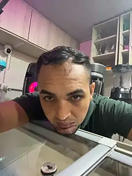 Snapshot of Alejand276765 chatting on 20, 10, 2025 Alejand276765 online show from 20, 10, 2025