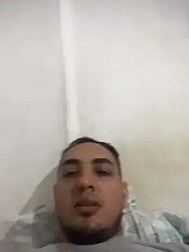 Snapshot of Alejand276765 chatting on 22, 10, 2025 Alejand276765 online show from 22, 10, 2025