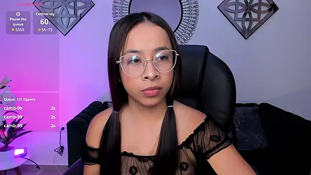 Snapshot of July_Adams chatting on 1, 2, 2026 July Adams online show from 1, 2, 2026