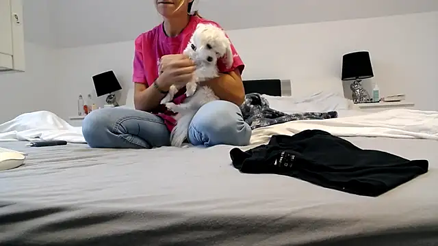 Snapshot of ArabianMalikah chatting on 20, 10, 2025 ArabianMalikah online show from 20, 10, 2025