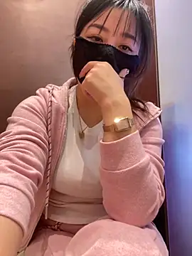 Snapshot of xiao-mo520 chatting on 31, 10, 2025 xiao-mo520 online show from 31, 10, 2025