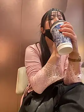 Snapshot of xiao-mo520 chatting on 16, 11, 2025 xiao-mo520 online show from 16, 11, 2025