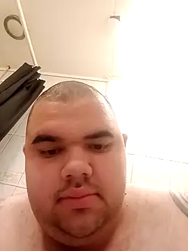 Snapshot of Mackoka chatting on 4, 4, 2026 Mackoka online show from 4, 4, 2026