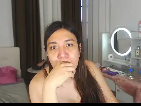 stellahugeX online show from 4, 3, 2026