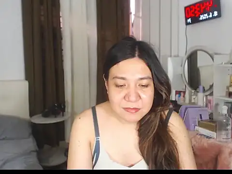 Snapshot of stellahugeX chatting on 18, 6, 2026 stellahugeX online show from 18, 6, 2026