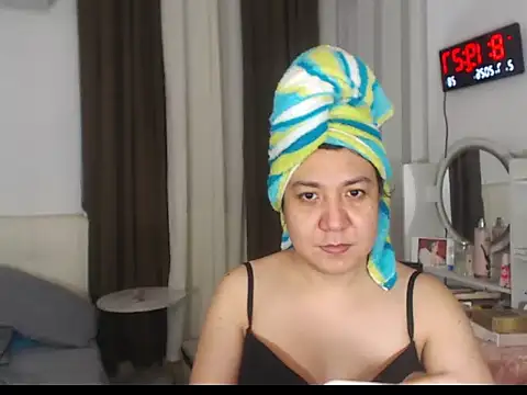 Snapshot of stellahugeX chatting on 2, 7, 2026 stellahugeX online show from 2, 7, 2026