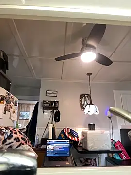 Snapshot of PefectNipz chatting on 9, 9, 2025 PefectNipz online show from 9, 9, 2025