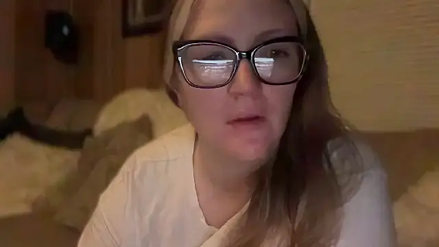 Snapshot of PefectNipz chatting on 15, 9, 2025 PefectNipz online show from 15, 9, 2025