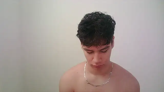 Snapshot of zeus_181 chatting on 20, 12, 2025 zeus 181 online show from 20, 12, 2025