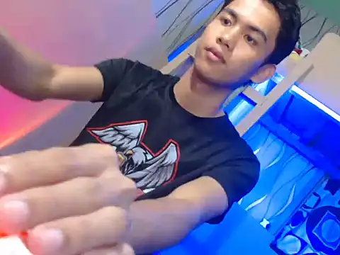 Snapshot of Demure_Asian143 chatting on 6, 10, 2025 Demure Asian143 online show from 6, 10, 2025