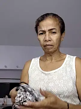 Snapshot of Merybeks chatting on 22, 11, 2025 Merybeks online show from 22, 11, 2025