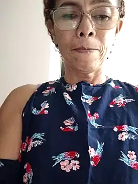 Snapshot of Merybeks chatting on 19, 12, 2025 Merybeks online show from 19, 12, 2025