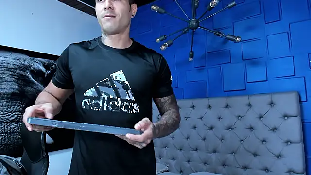 andres-clark92 online show from 28, 2, 2026