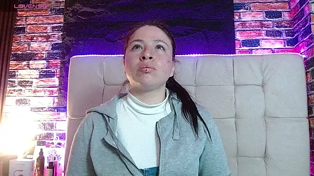 Snapshot of miadoll303av chatting on 25, 10, 2025 miadoll303av online show from 25, 10, 2025