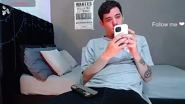 Matteo12  online show from 21, 12, 2025