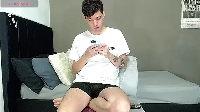 Matteo12  online show from 24, 3, 2026