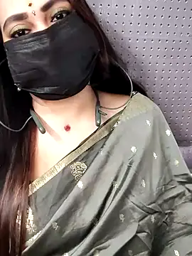 Snapshot of Cutie_nila26 chatting on 25, 11, 2025 Cutie nila26 online show from 25, 11, 2025