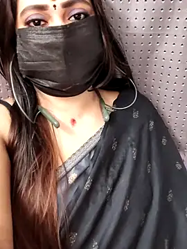 Snapshot of Cutie_nila26 chatting on 29, 11, 2025 Cutie nila26 online show from 29, 11, 2025