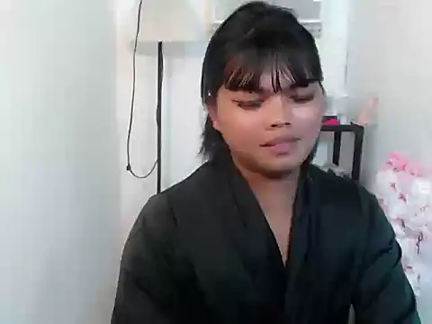 Snapshot of FROXXX21 chatting on 8, 7, 2026 FROXXX21 online show from 8, 7, 2026