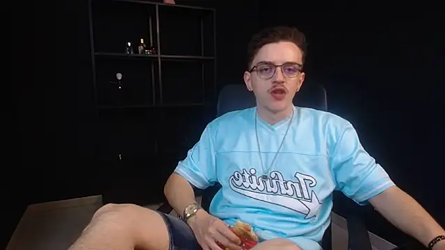 Snapshot of FelixStarkk chatting on 11, 6, 2026 FelixStarkk online show from 11, 6, 2026
