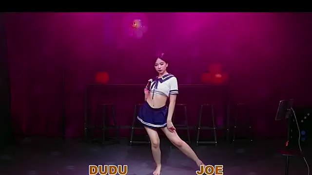 Snapshot of yznt-dudu chatting on 8, 11, 2025 yznt-dudu online show from 8, 11, 2025