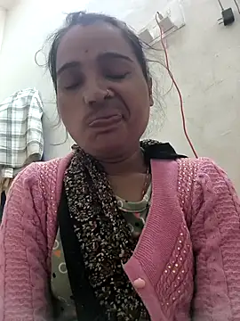 Snapshot of Hot_raaani chatting on 19, 12, 2025 Hot raaani online show from 19, 12, 2025