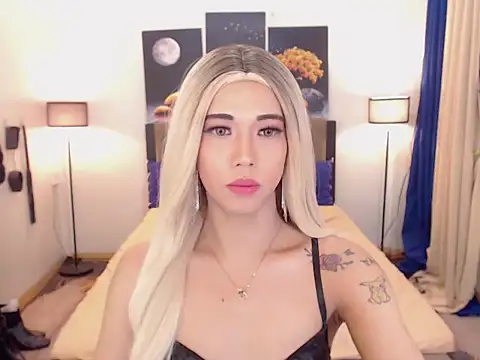 PreciousAmore online show from 10, 11, 2025