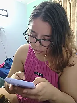 Snapshot of saenz_eymi chatting on 23, 5, 2026 saenz eymi online show from 23, 5, 2026