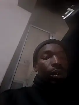 Snapshot of sex-machanic chatting on 26, 11, 2025 sex-machanic online show from 26, 11, 2025